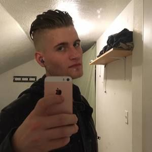 Meet your Posher, Brian